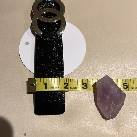 Chanel White/ Black reversible belt. Comes with box, dust bag & COA. - Picture 12 of 12